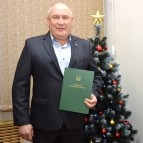 
											Шадринские добровольцы, помогающие участникам СВО получили благодарственные письма губернатора Вадима Шумкова и денежные поощрения									