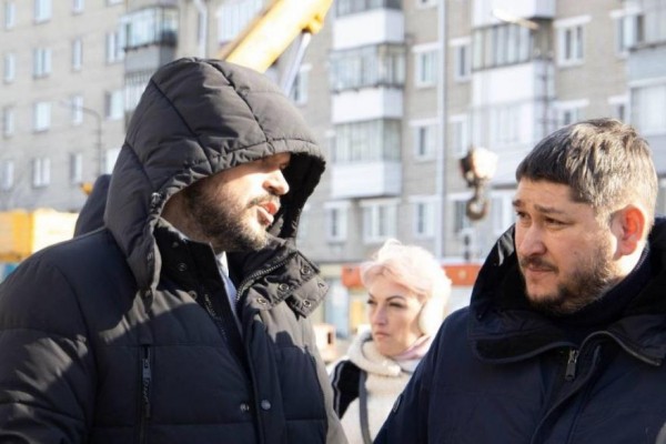 Замглавы Кургана потребовал ускорить коммунальный ремонт сетей на Дзержинского