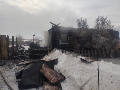 В Кетовском районе по факту гибели пяти человек в результате пожара возбуждено уголовное дело (ВИДЕО) В Кетовском районе по факту гибели пяти человек в результате пожара возбуждено уголовное дело (ВИДЕО)