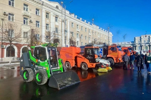 Министр финансов РФ Силуанов оценил спецтехнику «Кургандормаша» Министр финансов РФ Силуанов оценил спецтехнику «Кургандормаша»