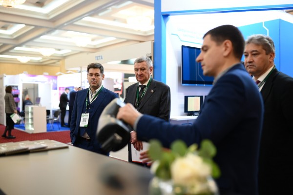 Курганский сенатор Муратов высказался о развитии искусственного интеллекта Курганский сенатор Муратов высказался о развитии искусственного интеллекта