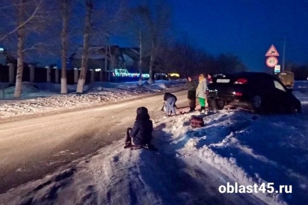 В курганском микрорайоне Черёмухово сбили женщину 