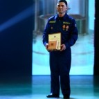 Губернатор Вадим Шумков вместе с многодетными и молодыми семьями дал старт Году семьи в Курганской области
Губернатор Вадим Шумков вместе с многодетными и молодыми семьями дал старт Году семьи в Курганской области