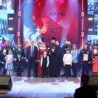 Губернатор Вадим Шумков вместе с многодетными и молодыми семьями дал старт Году семьи в Курганской области
Губернатор Вадим Шумков вместе с многодетными и молодыми семьями дал старт Году семьи в Курганской области