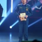 Губернатор Вадим Шумков вместе с многодетными и молодыми семьями дал старт Году семьи в Курганской области
Губернатор Вадим Шумков вместе с многодетными и молодыми семьями дал старт Году семьи в Курганской области