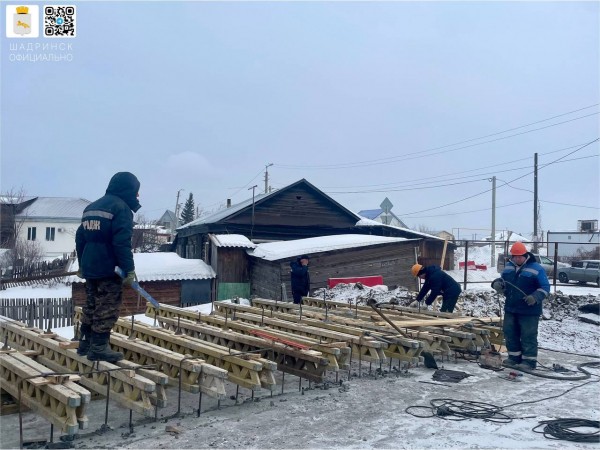 В Шадринске ремонт моста идёт с опережением графика В Шадринске ремонт моста идёт с опережением графика