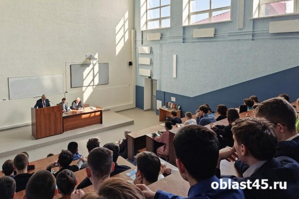 Инженеры и машиностроители: выпускников Курганской области ждут на заводах Инженеры и машиностроители: выпускников Курганской области ждут на заводах
