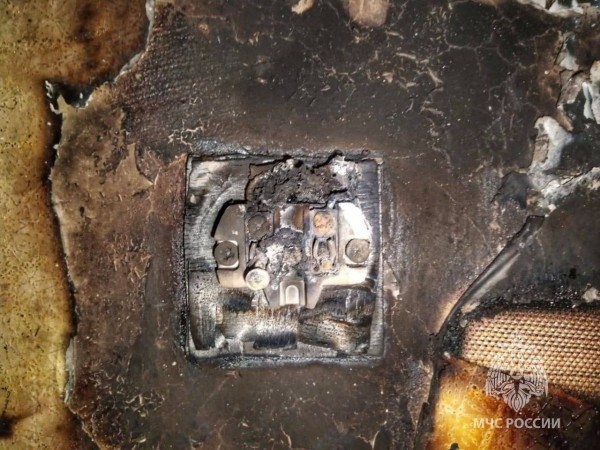 В Курганской области из-за зарядного устройства чуть не погибли люди В Курганской области из-за зарядного устройства чуть не погибли люди