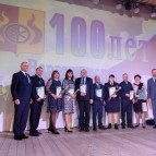 Губернатор Вадим Шумков поздравил жителей Варгашинского округа со 100-летним юбилеем образования муниципалитета
Губернатор Вадим Шумков поздравил жителей Варгашинского округа со 100-летним юбилеем образования муниципалитета