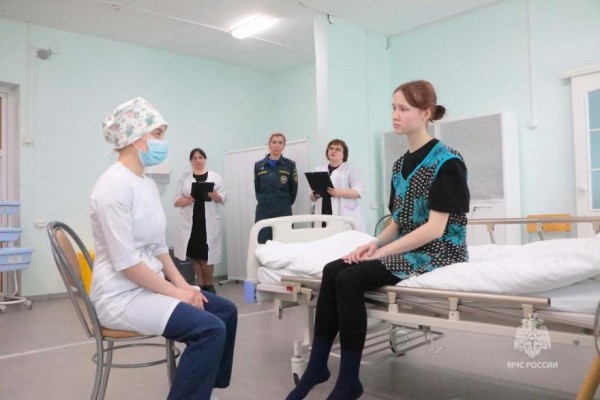 Студенты зауральского колледжа &laquo;лечат&raquo; волонтёров 