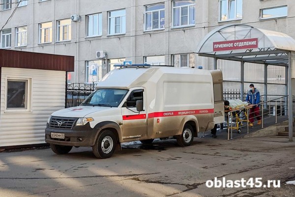 В Курганской области 10-летний ребёнок опрокинул на себя ковш с кипятком В Курганской области 10-летний ребёнок опрокинул на себя ковш с кипятком