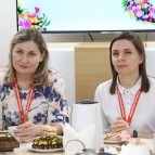 Первый заместитель губернатора Андрей Алексеев поздравил с 8 Марта сотрудниц фонда «Защитники Отечества»
Первый заместитель губернатора Андрей Алексеев поздравил с 8 Марта сотрудниц фонда «Защитники Отечества»
