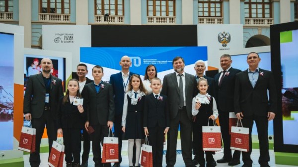 10 ЛЕТ ИСТОРИИ 10 ЛЕТ ИСТОРИИ