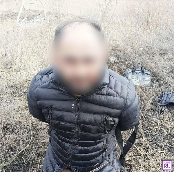 В Кургане наркополицейские задержали сбытчика героина В Кургане наркополицейские задержали сбытчика героина