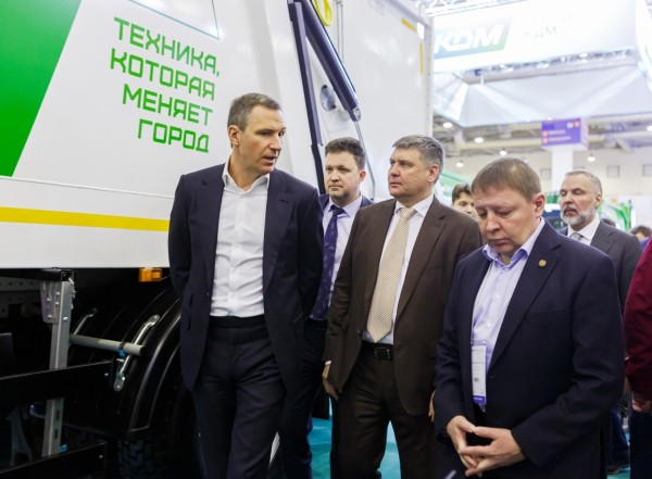 &laquo;Кургандормаш&raquo; представил мусоровозы, у которых нет аналогов в России