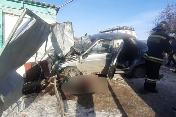 В ДТП возле Омского моста в Кургане погибли 3 человека