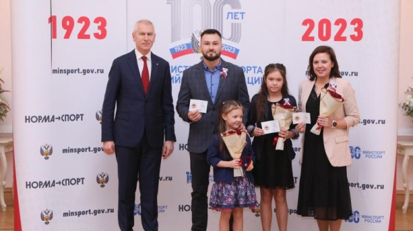 10 ЛЕТ ИСТОРИИ 10 ЛЕТ ИСТОРИИ