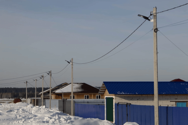 В Кургане подрядчик вернёт на места 15 уличных светильников В Кургане подрядчик вернёт на места 15 уличных светильников