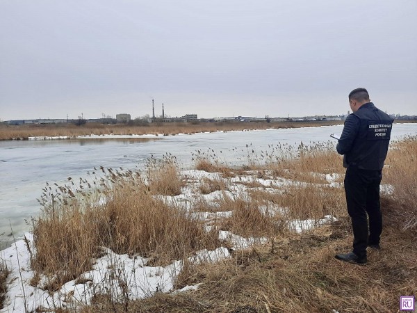 В Кургане рыбак вышел на тонкий лёд реки и утонул В Кургане рыбак вышел на тонкий лёд реки и утонул