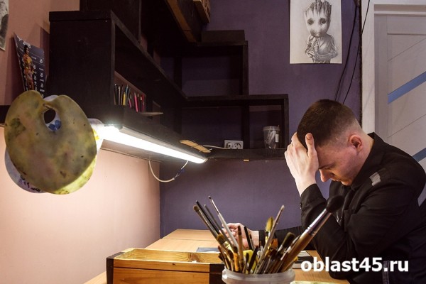 &laquo;В минимализме&raquo;: картину осужденного курганского художника выставили в Эрмитаже