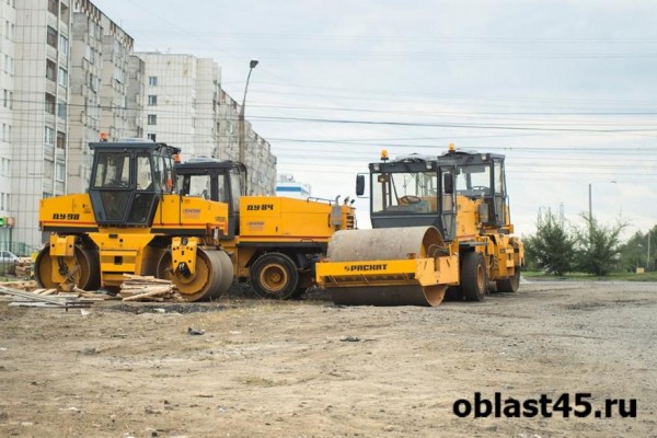 В Кургане начали восстанавливать дороги после зимы В Кургане начали восстанавливать дороги после зимы