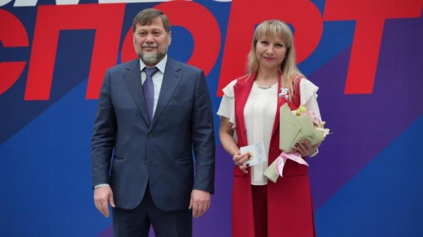 В честь 10-летия комплекса &laquo;Готов к труду и обороне&raquo; в Гостином Дворе состоялось вручение знаков отличия ГТО