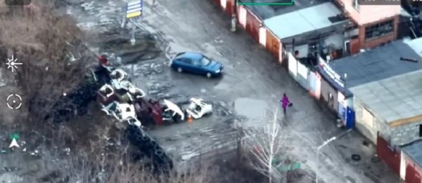 Власти обвинили жителей, чей мусор создает заторы на гидроузлах в Кургане. Фото Власти обвинили жителей, чей мусор создает заторы на гидроузлах в Кургане. Фото