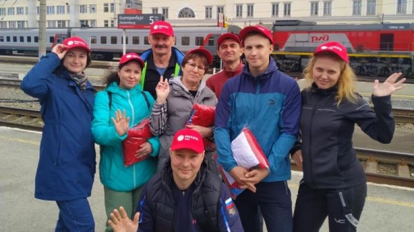 Трудовые коллективы в пути!  