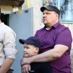 
											В доме многодетной семьи Пономаревых начался ремонт, скоро по поручению губернатора рядом появиться новая детская площадка									