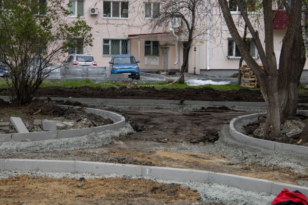 В Кургане начали обустраивать новый сквер