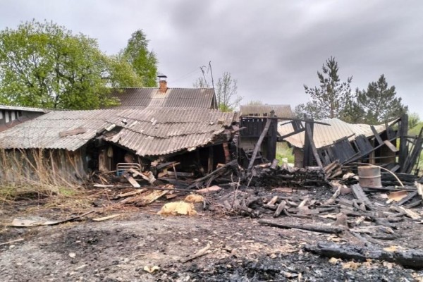 В Курганской области в пожаре погиб мужчина В Курганской области в пожаре погиб мужчина