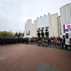 Губернатор Вадим Шумков принял участие в церемонии прощания с сотрудниками УМВД, погибшими при исполнении служебного долга
Губернатор Вадим Шумков принял участие в церемонии прощания с сотрудниками УМВД, погибшими при исполнении служебного долга