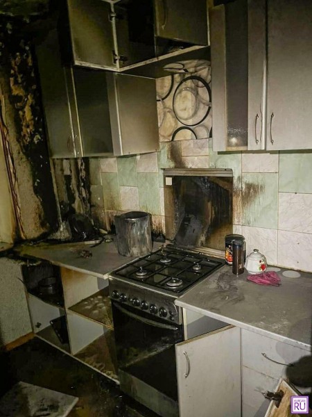 В курганской квартире произошел пожар из-за электрочайника В курганской квартире произошел пожар из-за электрочайника