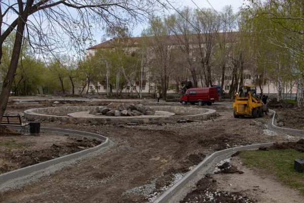 В Кургане начали обустраивать новый сквер