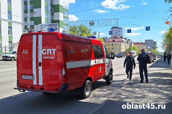 В Кургане спасли человека из пожара в квартире В Кургане спасли человека из пожара в квартире
