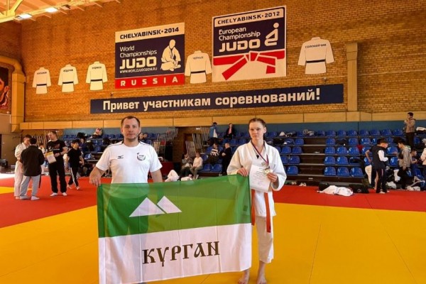 Курганская дзюдоистка взяла серебряную медаль на первенстве России по спорту глухих Курганская дзюдоистка взяла серебряную медаль на первенстве России по спорту глухих