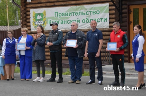 Центру зимних видов спорта в Кургане присвоили имя чемпиона мира по биатлону Центру зимних видов спорта в Кургане присвоили имя чемпиона мира по биатлону