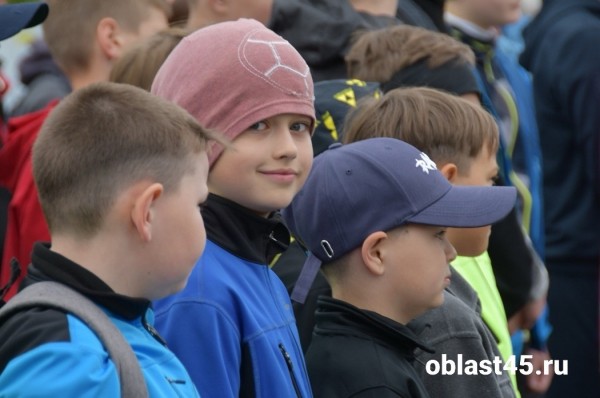 Центру зимних видов спорта в Кургане присвоили имя чемпиона мира по биатлону Центру зимних видов спорта в Кургане присвоили имя чемпиона мира по биатлону