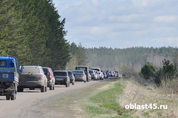 В Кургане 1 мая могут возникнуть огромные пробки на дорогах В Кургане 1 мая могут возникнуть огромные пробки на дорогах