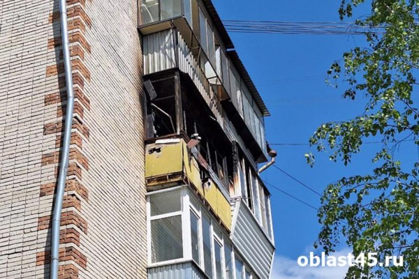 В Кургане спасли человека из пожара в квартире В Кургане спасли человека из пожара в квартире