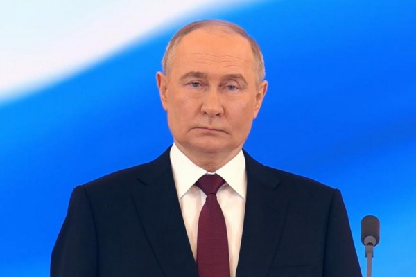 Владимир Путин вступил в должность президента России Владимир Путин вступил в должность президента России