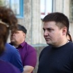 
											В доме многодетной семьи Пономаревых начался ремонт, скоро по поручению губернатора рядом появиться новая детская площадка									