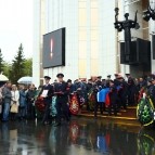 Губернатор Вадим Шумков принял участие в церемонии прощания с сотрудниками УМВД, погибшими при исполнении служебного долга
Губернатор Вадим Шумков принял участие в церемонии прощания с сотрудниками УМВД, погибшими при исполнении служебного долга