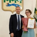 
											Губернатор Вадим Шумков накануне профессионального праздника вручил награды медицинским работникам региона									