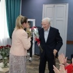
											Почетный житель Курганской области, писатель Виктор Потанин презентовал свою новую книгу									