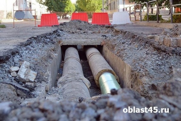 В Кургане коммунальщики нашли утечку, из-за которой Заозёрный без воды В Кургане коммунальщики нашли утечку, из-за которой Заозёрный без воды