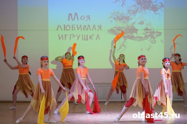 В Курганском краеведческом музее куклы правят бал В Курганском краеведческом музее куклы правят бал