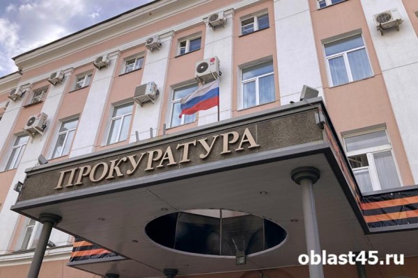 Курганские предприниматели торговали табаком в опасной близи со школами
