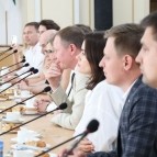 Губернатор Курганской области Вадим Шумков встретился с делегацией предпринимателей Пермского края
Губернатор Курганской области Вадим Шумков встретился с делегацией предпринимателей Пермского края
