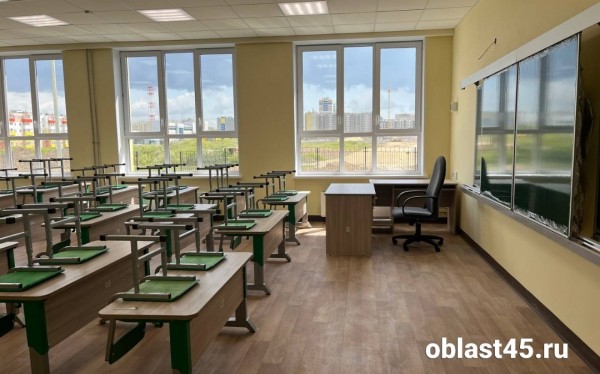 В Кургане завершают строительство школы на 1,5 тысячи человек В Кургане завершают строительство школы на 1,5 тысячи человек